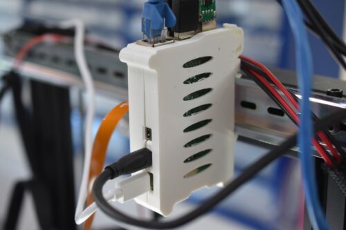 TRACE - Automating Hardware Teardowns 1 dmx